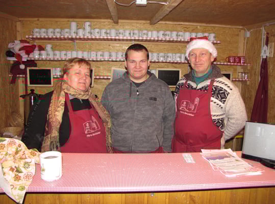 Dritter Adventsamstag, das Punschhüttenteam