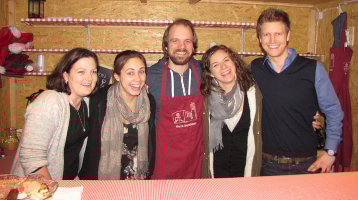 Das Punschhüttenteam nach der Christmette