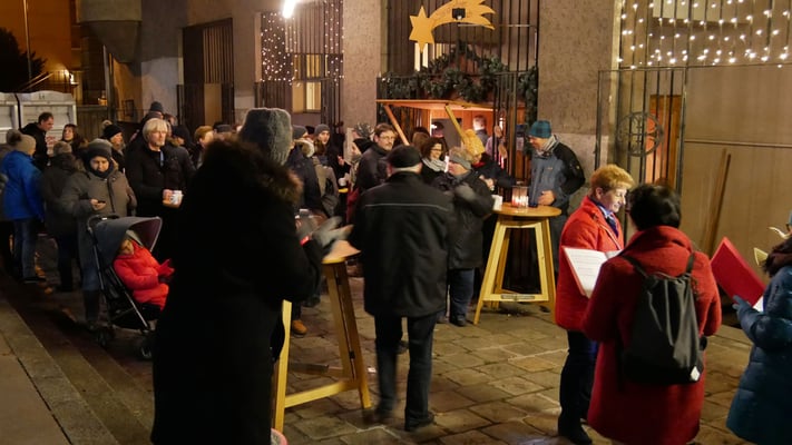 Punschhütte am dritten Adventsamstag