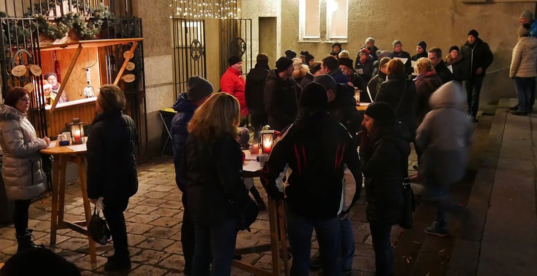 Punschhütte am ersten Adventsamstag