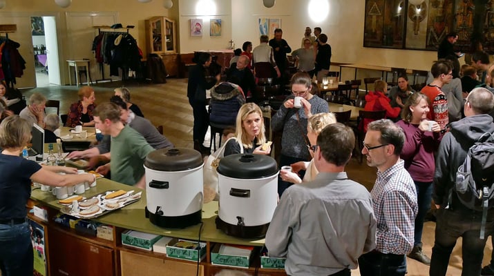 Vierter Adventsamstag, im Pfarrsaal.