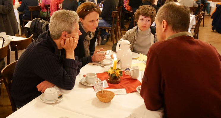 Osterfrühstück im Pfarrsaal