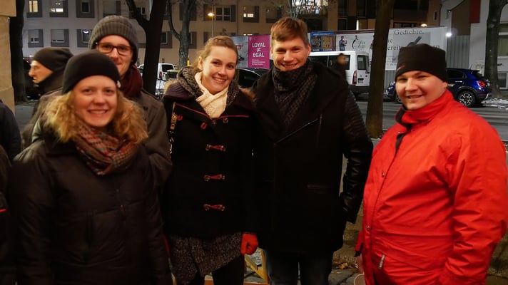 Punschhütte am ersten Adventsamstag