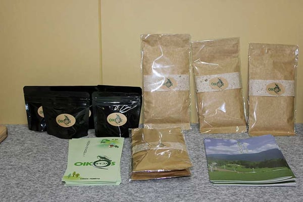 国産無農薬の「抹茶」と「煎茶」（OIKOS天竜）