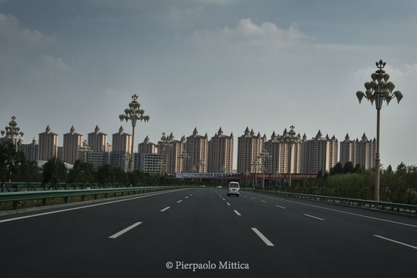The road to Ordos