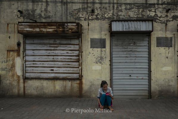 a phone and an internet connection let people of the semi-evacuated town of Gongwusu to escape from reality