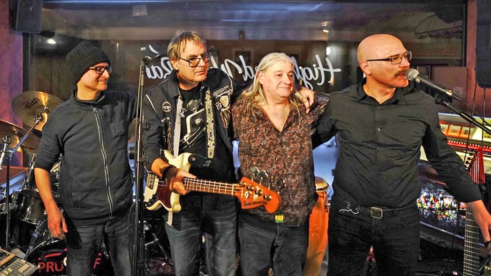 Die Mundartrockband Spruchrif fotografiert von Willy Surbeck im Highspeed Music Bar, Binningen