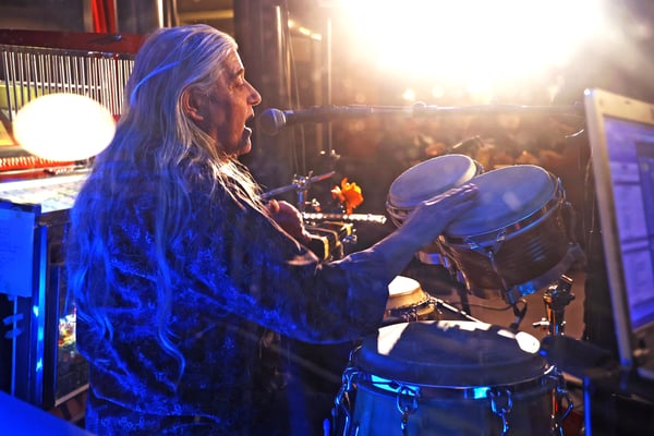 Fotografie: Urs Schmid im Highspeed Music Bar, Binningen