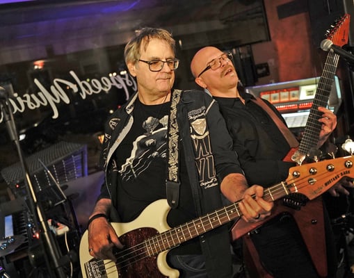 Die Mundartrockband Spruchrif fotografiert von Willy Surbeck im Highspeed Music Bar, Binningen