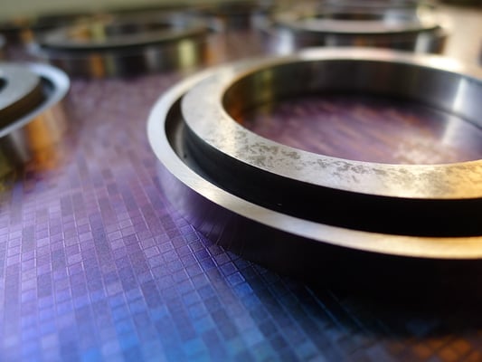 Заточка дискового контрножа эльборовым шлиф. кругом с охлаждением, доводка каучук