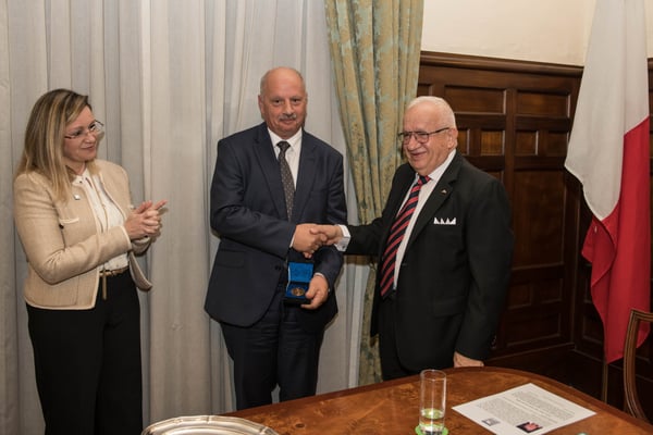 Award of the EMB Medal to Professor Alfred J Vella; from L-R: Antonella Vassallo, Alfred J Vella and Awni Behnam
