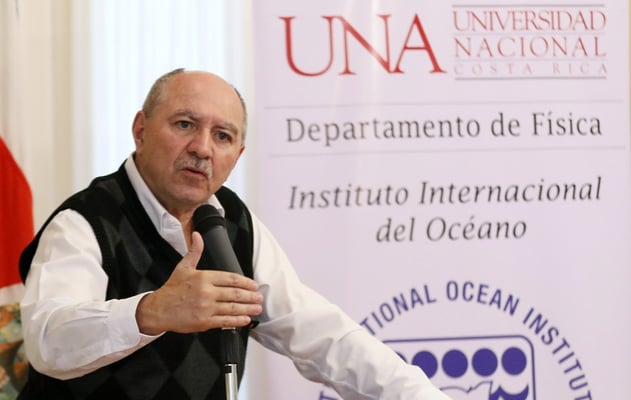 IOI COSTA RICA: Director, Prof. Alejandro Guttierez giving a speech at the Costa Rica National Congress 'Liberators' room on behalf of the UNA Vice Dean of Research