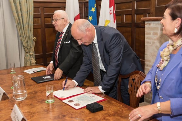 A message to the IOI from Professor Alfred J Vella to commemorate the event