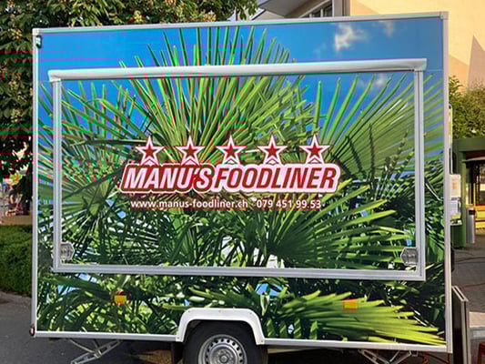 Manu’s Foodliner - Gestaltung Anhängerbeschriftung inklusive Logodesign 