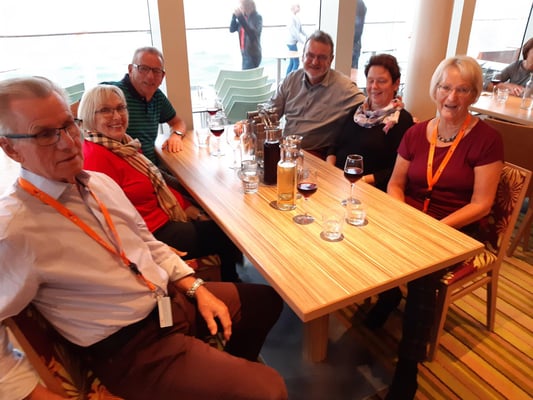 Im Restaurant "Weite Welt"