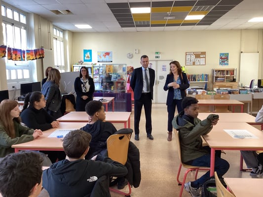 Discours de Mme Chicot, rectrice de l'académie de Nice, au CDI du collège Risso