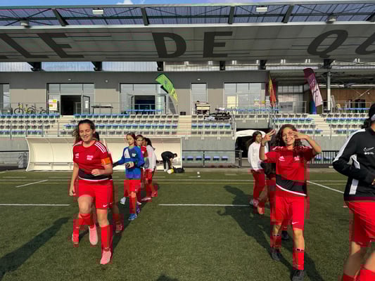 L'équipe féminine à l'échauffement