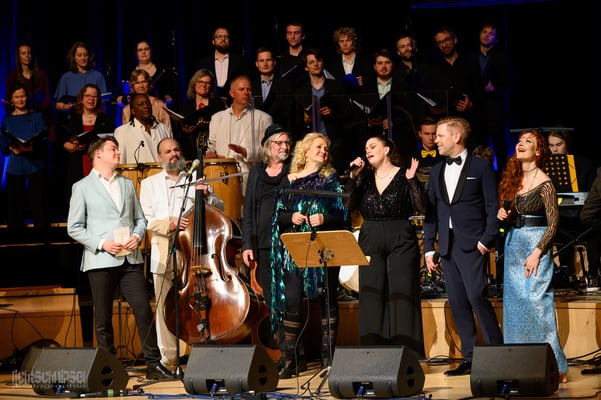 Zugabe & Finale: What a wonderful world. Foto: Burkhard Schade