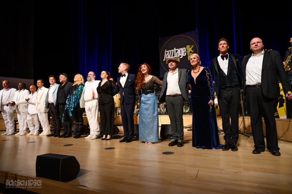 Eine Reihe großartiger Künstler! Foto: Burkhard Schade