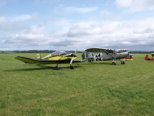 Gastflugzeug - Jodel D.12 - D-EDOL + Remko Sijben - Fairchild F.24R-46A Argus III - G-AJPI