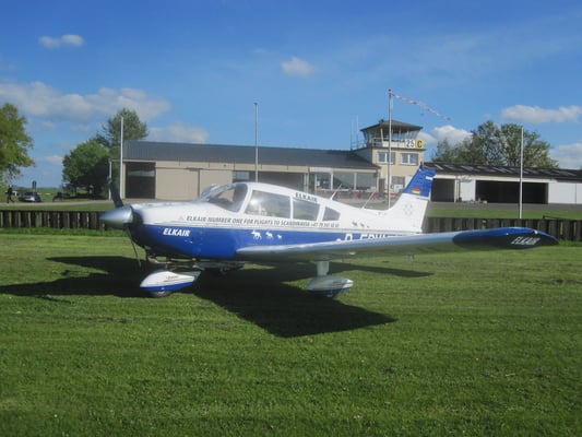 Die Piper vor ihrem Zuhause