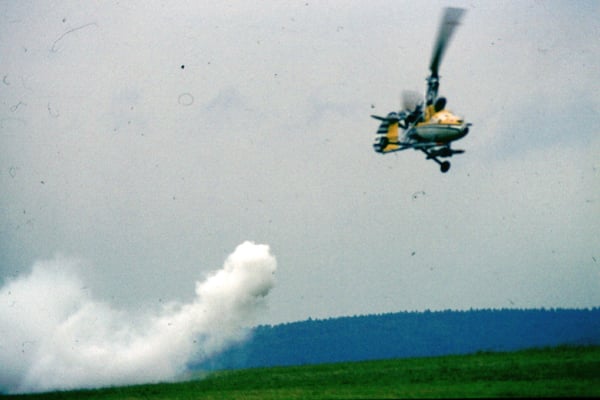 Cmd. Wallis - Wallis WA116 "Little Nellie" - G-ARZB, ex XR943 (RAF) - c/n B.203