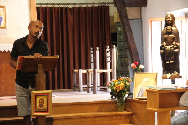 Enseignement par le pasteur Herizo