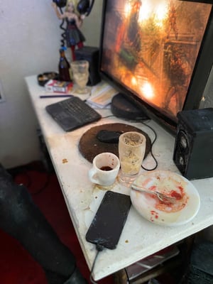 Selfie-Dioramen: nachgestellte Profilporträts