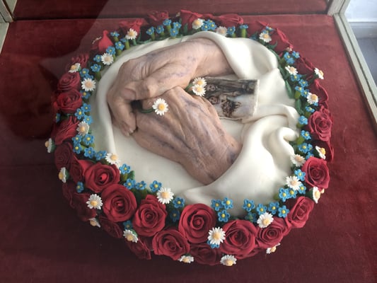 Leichenschmaus - Essbare Objekte aus Marzipan