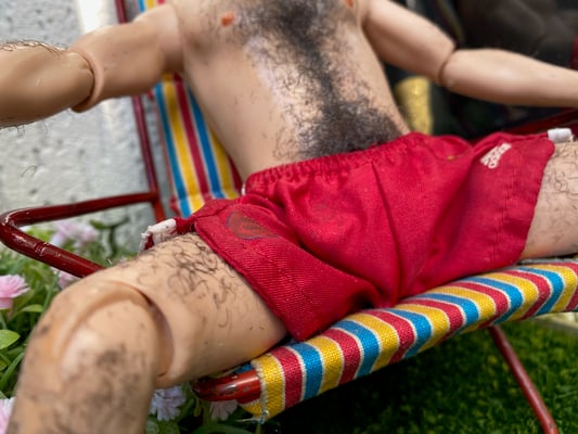 Selfie-Dioramen: nachgestellte Profilporträts