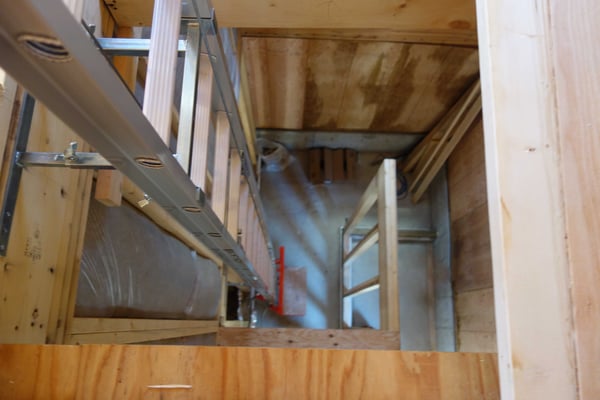 荷揚げ機　ボード荷揚げ