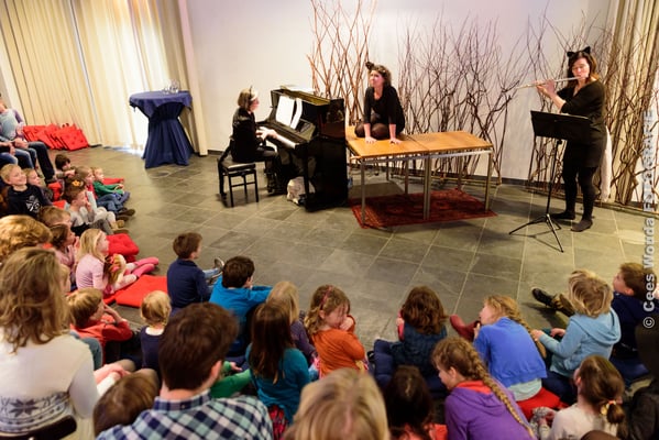 Boris op de Balkan kinderconcert met Elaine Konkelaar, Corien van den Berg en Francien