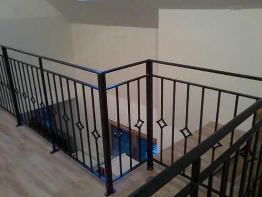 Garde corps design sur mesure, en fer forgé à Grenoble.