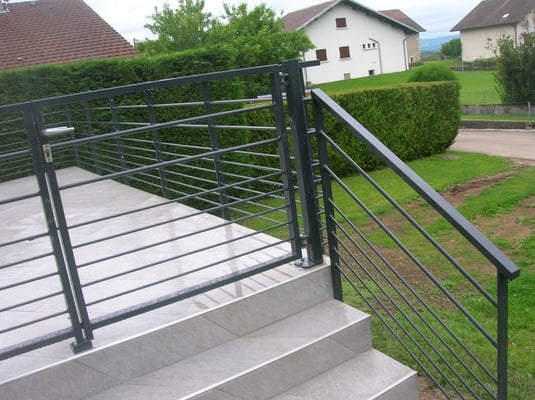 Fabrication artisanale de garde corps en fer forgé à Grenoble.