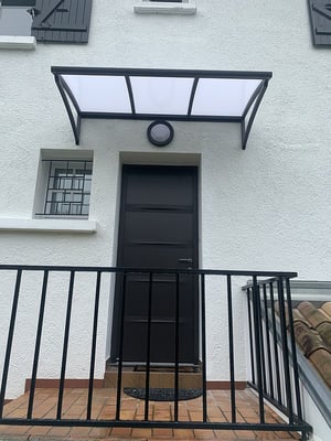 Auvent de porte d'entrée en aluminium anthracite, polycarbonate blanc diffusant