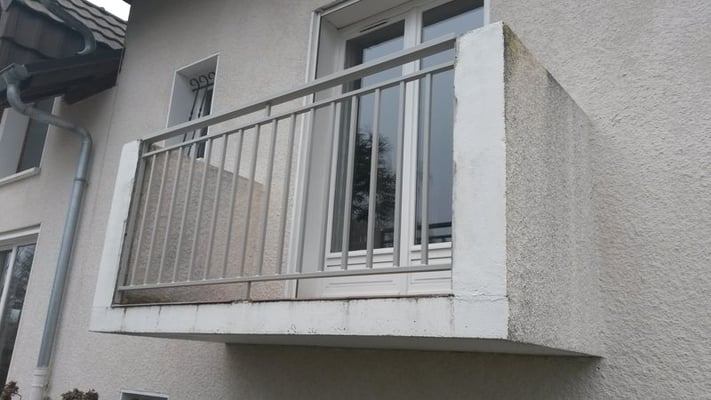 Gardes corps en fer forgé artisanaux sur mesure, design élégant