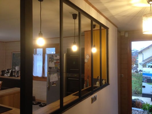 installation d'une verrière d'intérieur style atelier