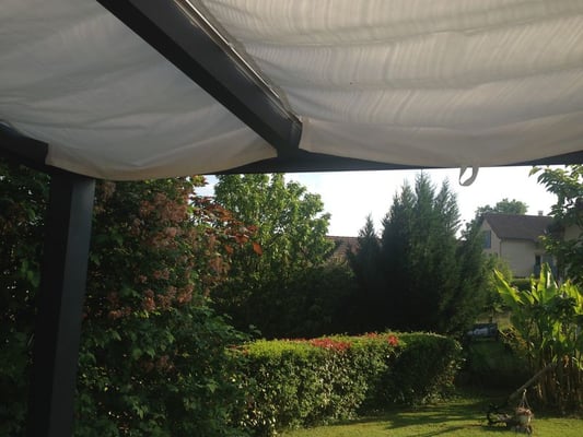 mise en place d'une pergola aluminium sur mesure