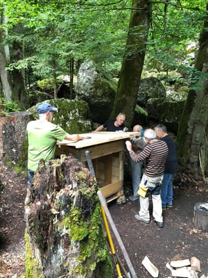 5 Mann für ein Dächlein ,-))