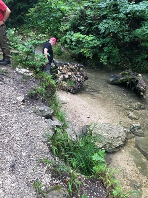 Materialsuche (Steine zum einmauern)