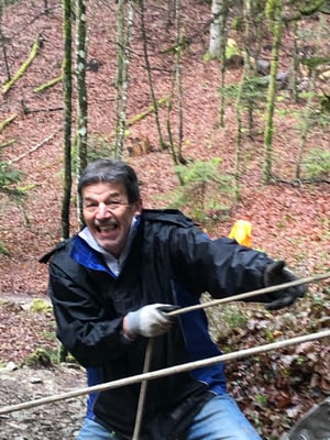 Naja, offenbar nicht so leicht das Spannen der Drahtseile