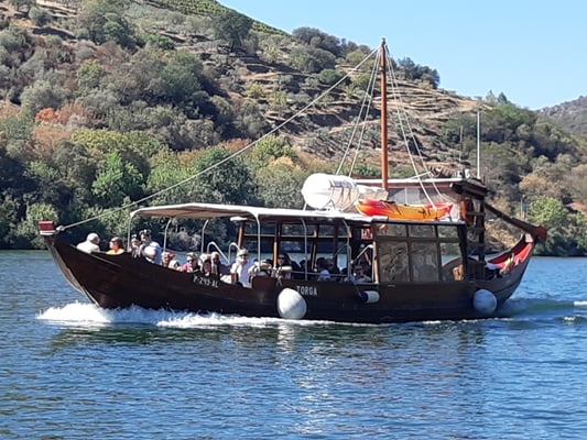 auf einem ähnlichen Boot sitzen auch wir