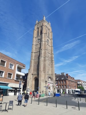 Glockenturm von Saint-Éloi - 58 m hoch