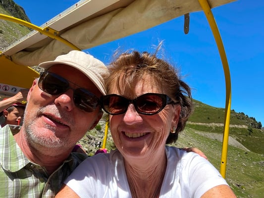 er fährt praktisch der Höhenlinie entlang