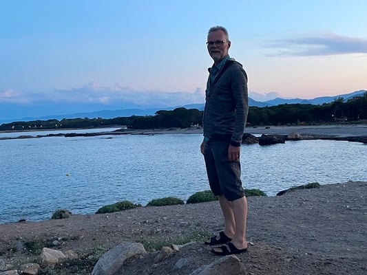 da ist der "Mann im Halbdunkel" schon weniger attraktiv ;-)