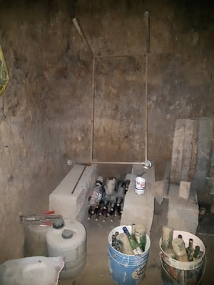 die Temperatur bleibt über das Jahr kostant bei ca. 11 °C