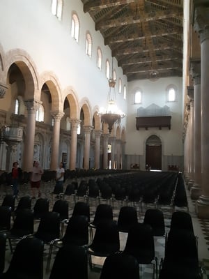 und dazu auch ganz hinten. Was für ein Klangerlebnis!