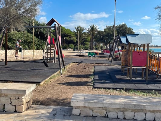 ein gepflegter Spielplatz