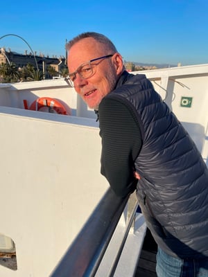 wir geniessen die Sonne auf Deck am Sonntag