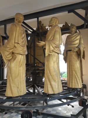 ... welche sich zu verschiedenen Zeiten bewegen ...